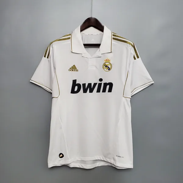 Versión Retro 2011/2012 Real Madrid Home