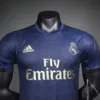Versión Retro 2019/2020 Real Madrid Away