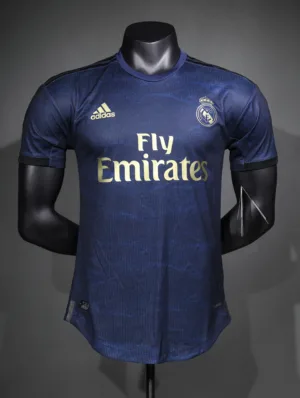 Versión Retro 2019/2020 Real Madrid Away
