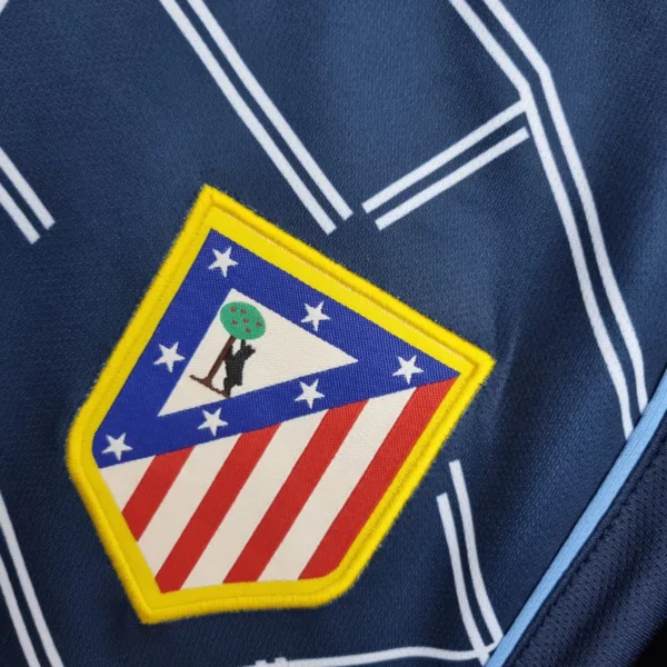 Versión Retro 2004/2005 ATLETICO MADRID AWAY SPIDERMAN